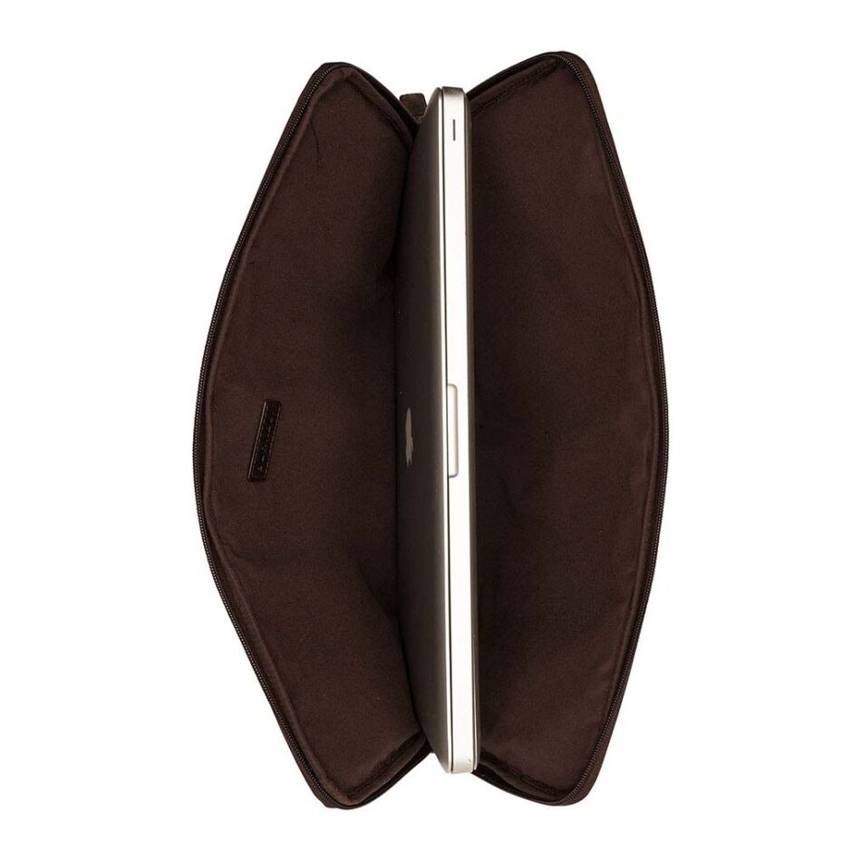 Burkely Antique Avery Laptopsleeve 15.6 inch bruin | Wennekes.nl