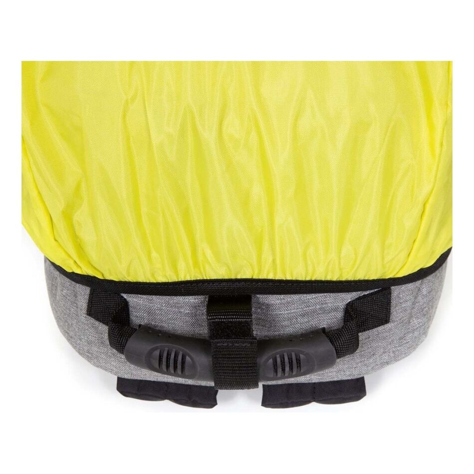 Eastpak Cory Regenhoes geel | Wennekes.nl