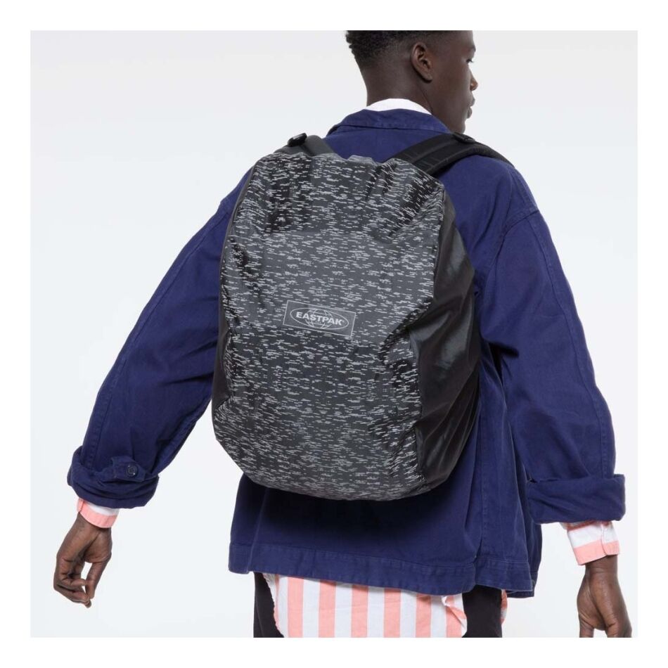 Eastpak Cory Regenhoes zwart combi | Wennekes.nl