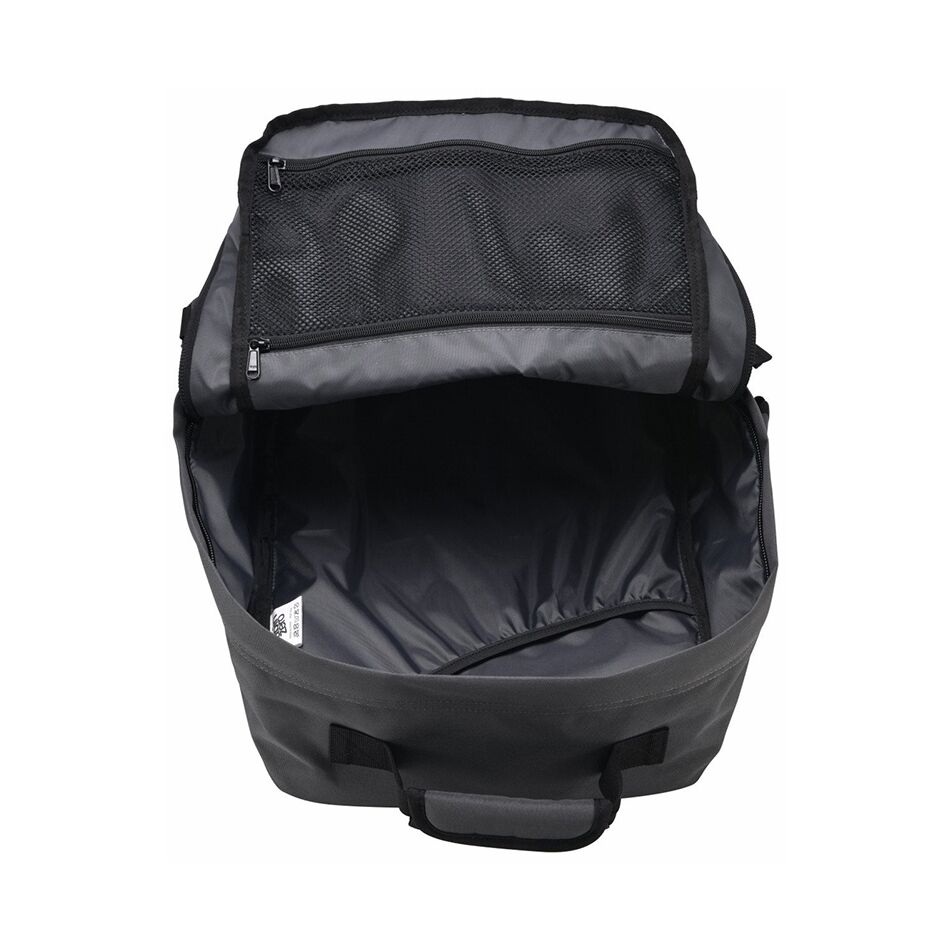 Cabin Zero Classic 44L Cabin Backpack grijs | Wennekes.nl
